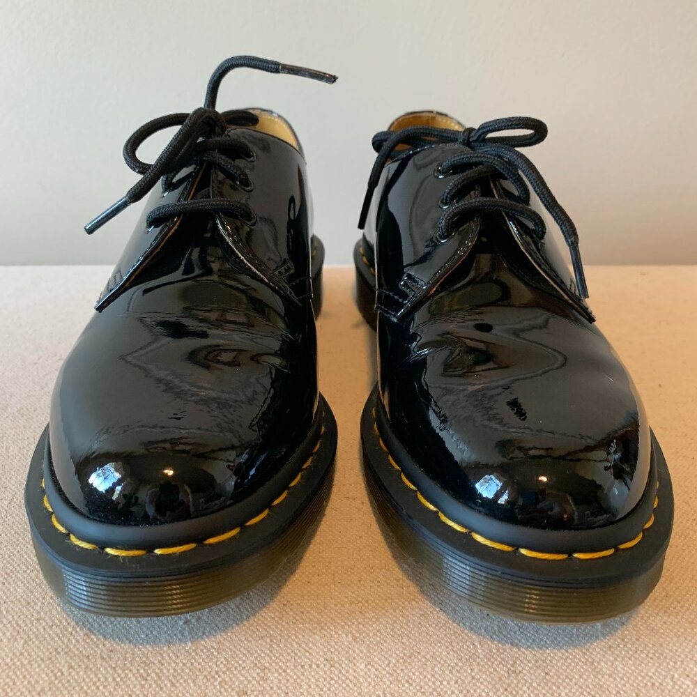 Dr. Martens Black Patent Leather Oxfords Size 9 (Womens)